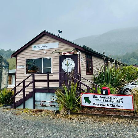 The Crossing Lodge & Backpackers Erua Экстерьер фото