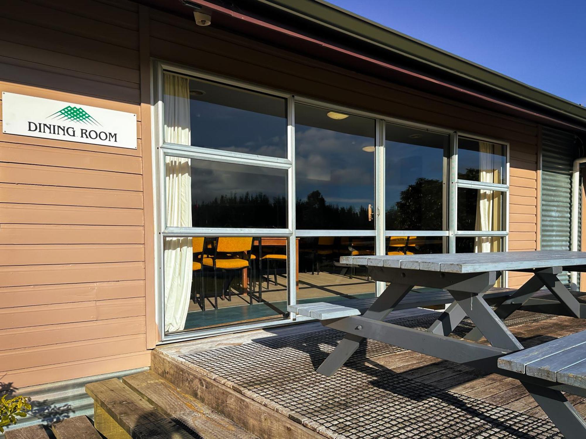 The Crossing Lodge & Backpackers Erua Экстерьер фото